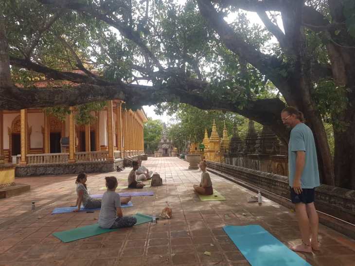 0B9BE5DF-BF44-44BA-BC9D-B1E9385C8E70