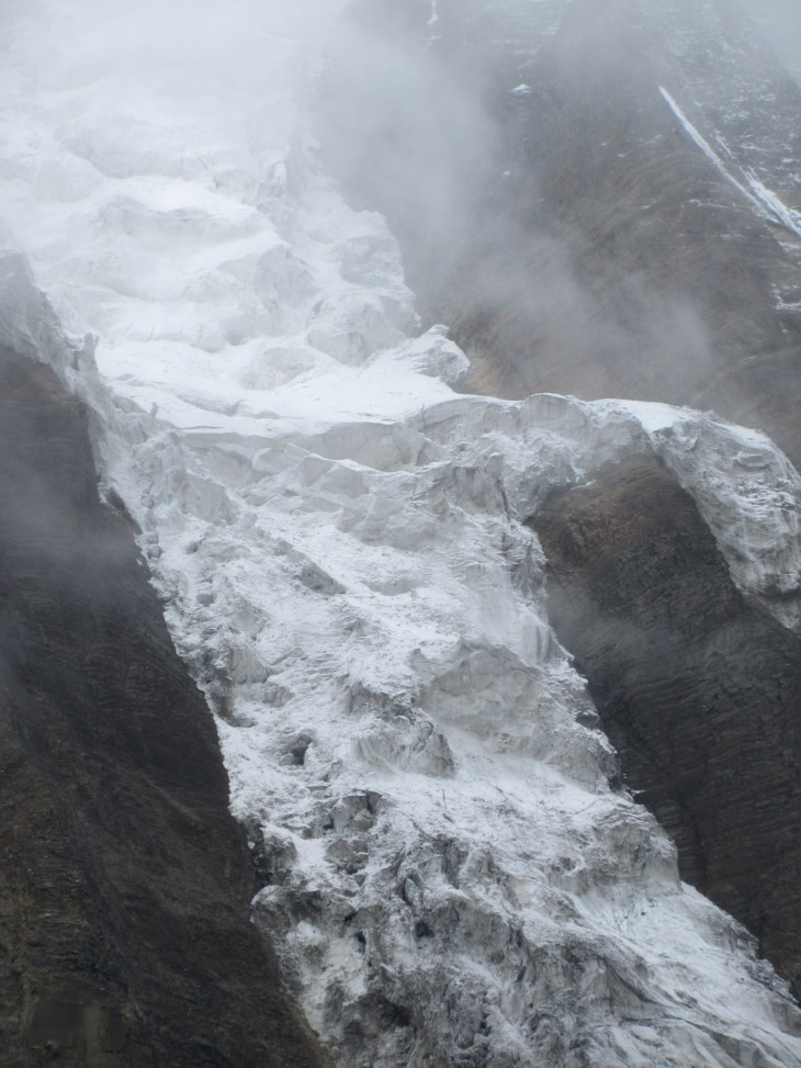 8D7CBC61-1782-486B-BE4E-F96F2E205353