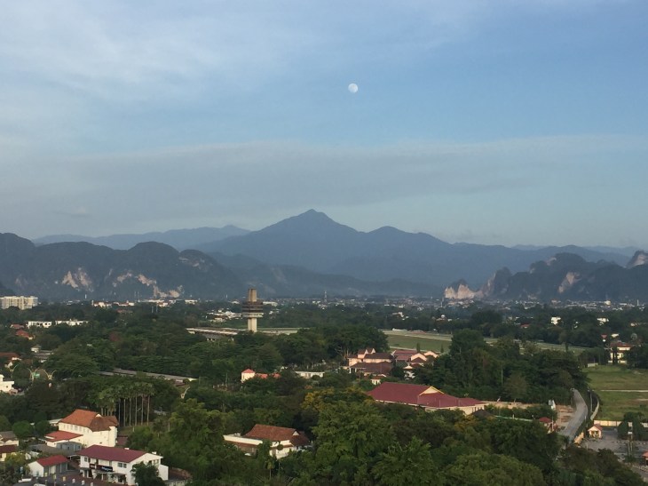 9D5A8B4A-867E-49A6-AD6B-9BA49948BAB8